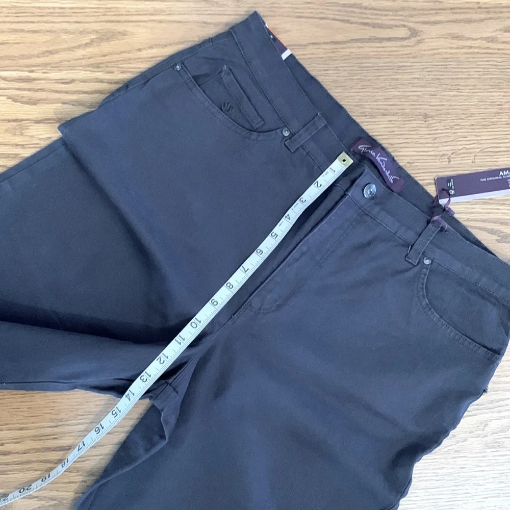 Gloria Vanderbilt AMANDA Jeans - Picture 8 of 13